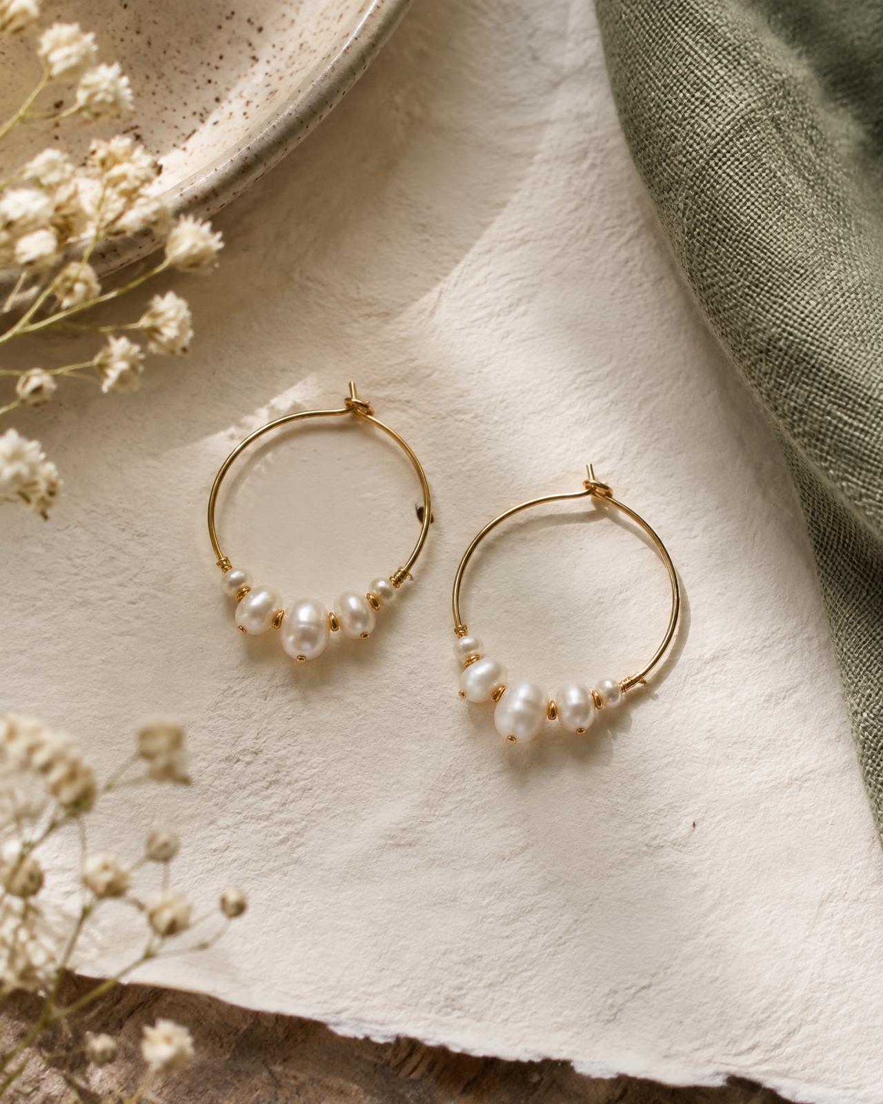 Pearl Light Hoops